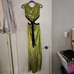 NWT Green Sequin LBV Cutout Gown Size 2 Chartreuse